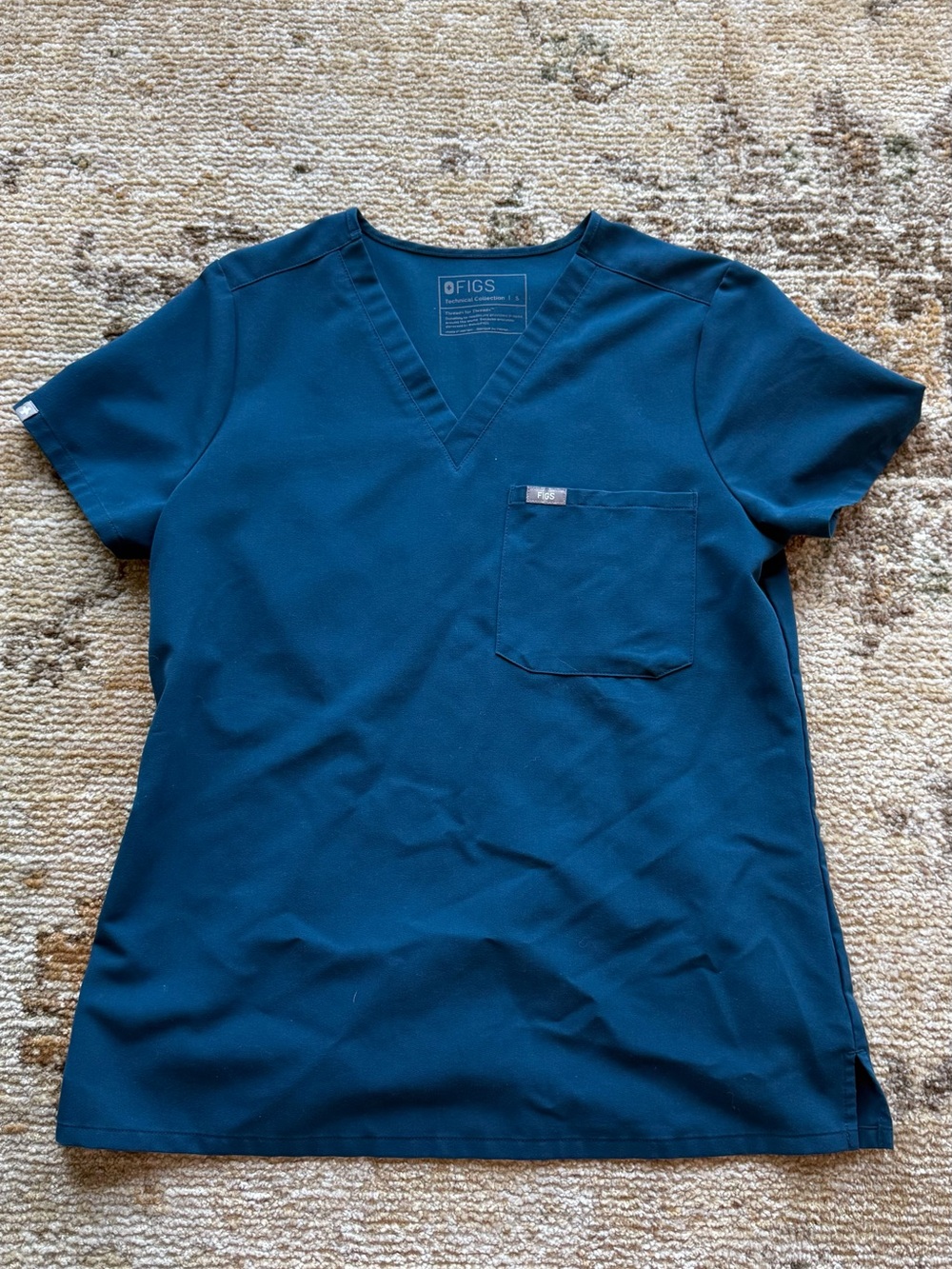 FIGS Deep Reef Scrub top - S